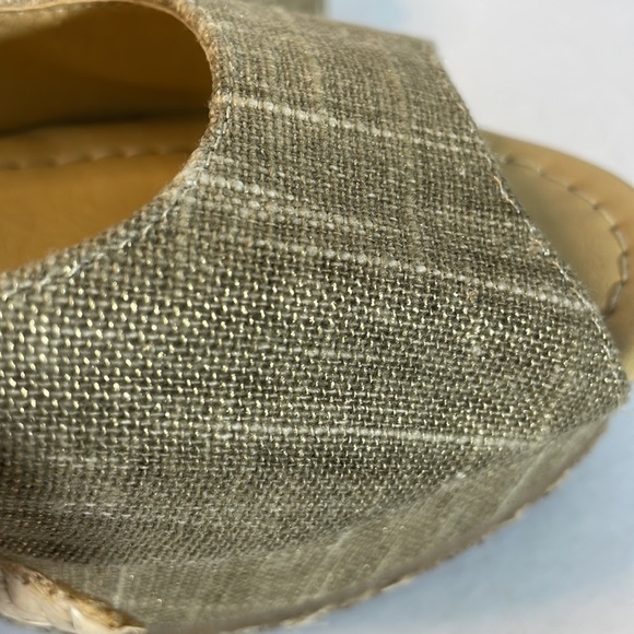 Chinese LAUNDRY Linen Peep Toe Espadrille Braided Platform Wedge Shoe Size 8.5 - Picture 3 of 9